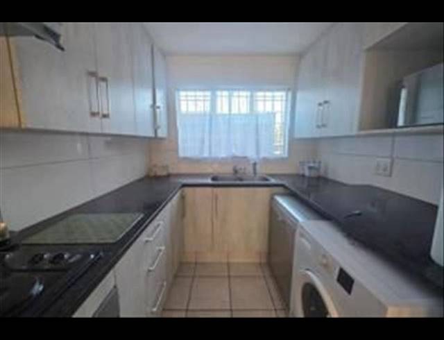 2 BEDROOM TOWNHOUSE FOR SALE IN FREEWAY PARK